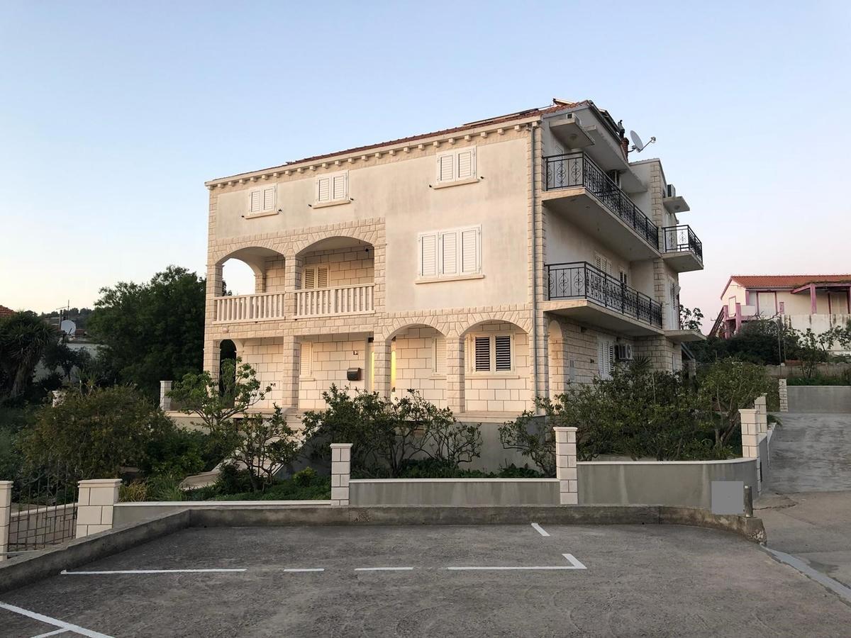 Apartments فيلا لوكا المظهر الخارجي الصورة